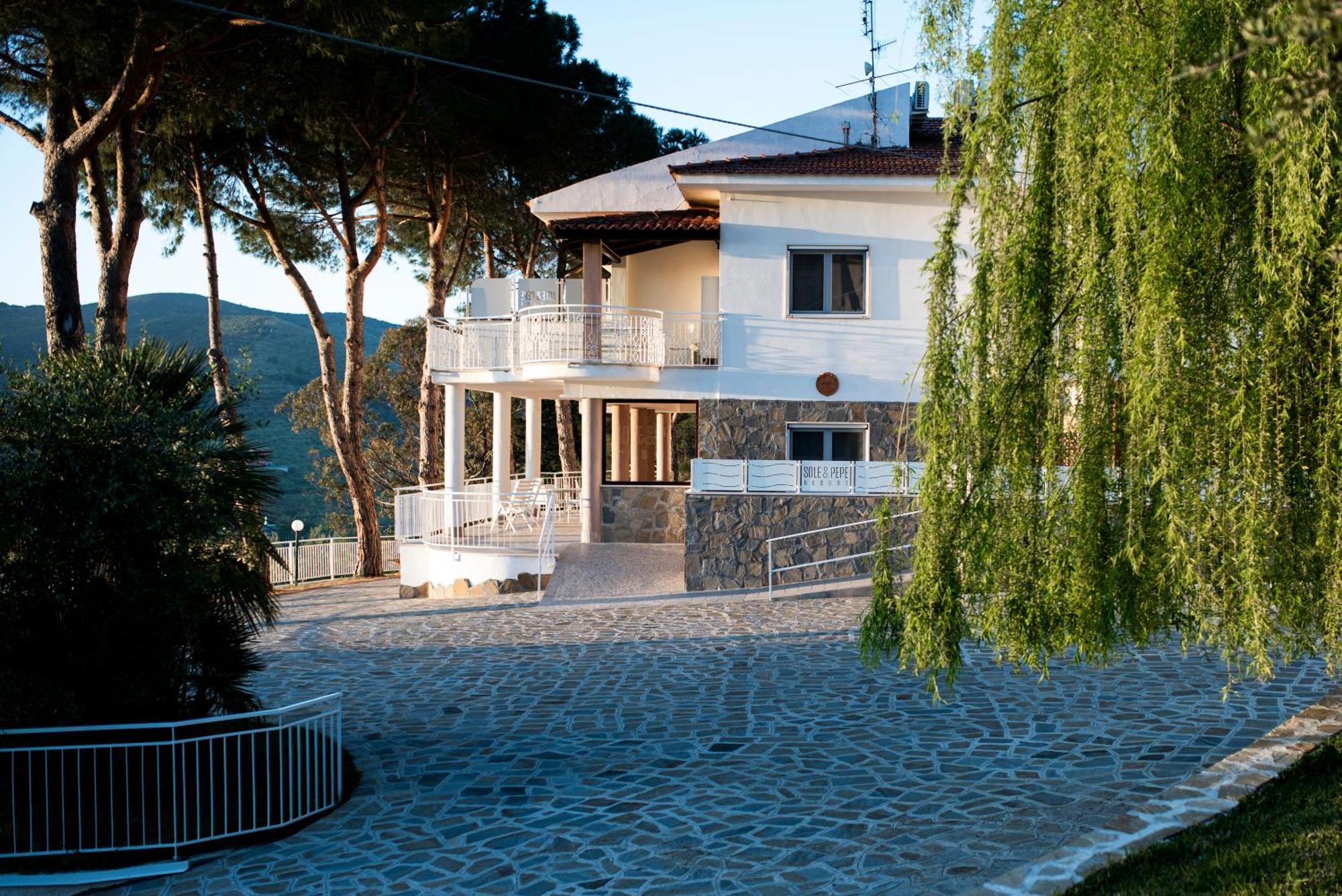 Sole&Pepe Resort Santa Maria di Castellabate Exterior foto